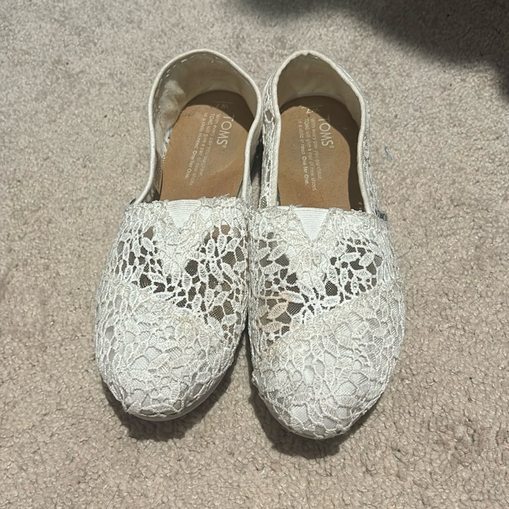 White atoms